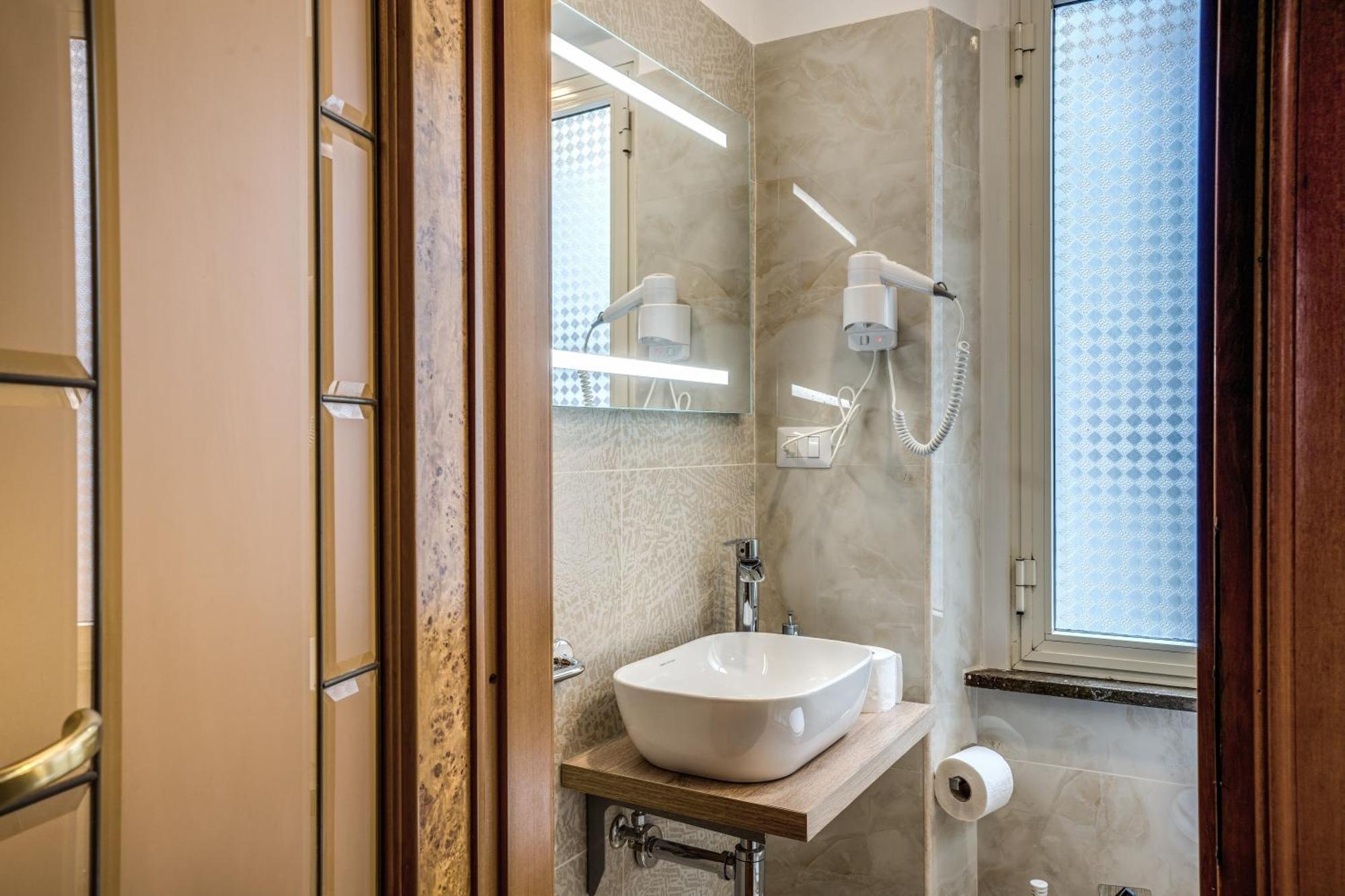 Fontana Di Trevi Charming Apartment 罗马 外观 照片